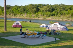 tent campsites near lake